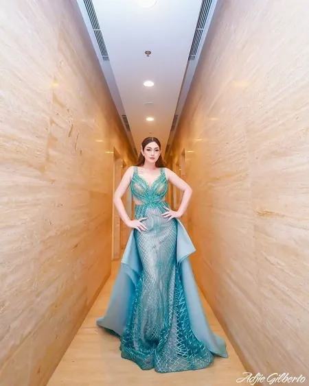 6 Potret Celine Evangelista yang Makin Menawan Usai Jadi Janda, Karier Mentereng Sampai Sabet Penghargaan - Netizen: Rezeki Anak Gak Kemana