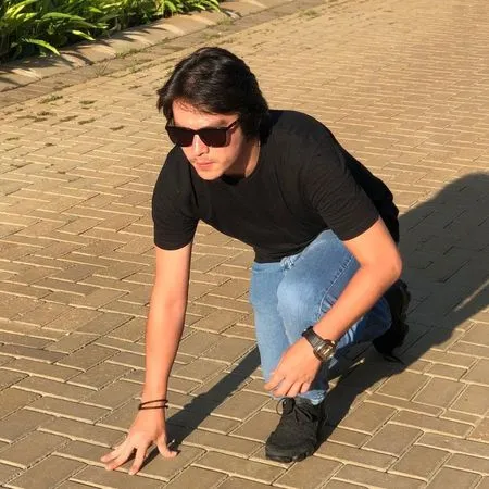 6 Potret Christ Laurent, Pria yang Jadi Sorotan Pasca Amanda Manopo Mengaku Pernah Menikah di Usia 18 Tahun