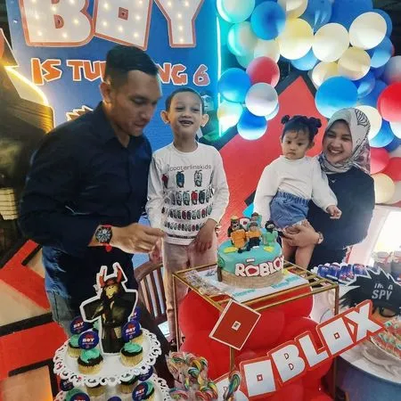 6 Potret Giovanni Tobing Bintang Sinetron 'NALURI HATI' Rayakan Ulang Tahun Anak Laki-lakinya, Dapat Banyak Doa dari Netizen