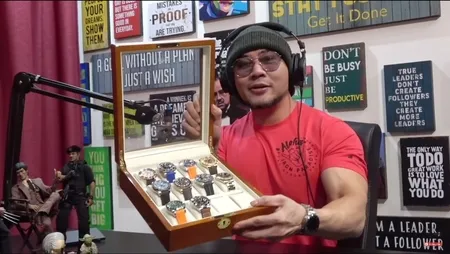 6 Potret Koleksi Jam Tangan Andre Taulany, Harganya Miliaran dan Bertahta Berlian