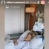 6 Potret Nikita Mirzani Jatuh Sakit Sampai Harus Opname, Terbaring Lemah dengan Infus di Tangan - Tetap Berangkat Kerja ke Surabaya