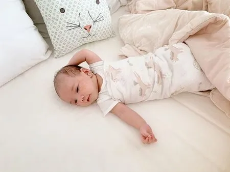 6 Potret Shandy Aulia Begadang Karena Anak Terbangun, Tetap Cantik Penuh Pesona