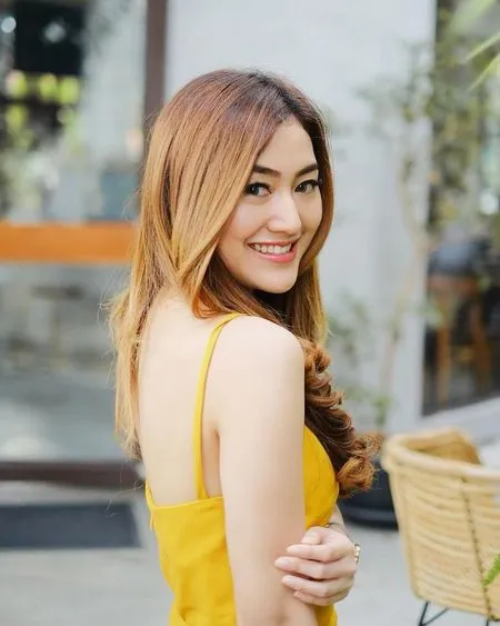 6 Potret Sheila Rizkyana Pemeran Dokter Qory dalam Sinetron 'BADAI PASTI BERLALU', Persahabatannya dengan Dinda Hauw Jadi Sorotan