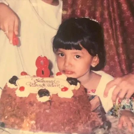 6 Potret Transformasi Tsania Marwa dari Kecil hingga Jadi Bintang Sinetron 'BUKU HARIAN SEORANG ISTRI', Konsisten Cantik - Senyumnya Tak Pernah Berubah