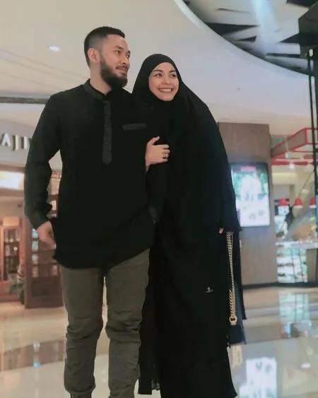 6 Potret Uki Pasca Hengkang Dari NOAH, Semakin Religius - Lakukan Banyak Kegiatan Sosial