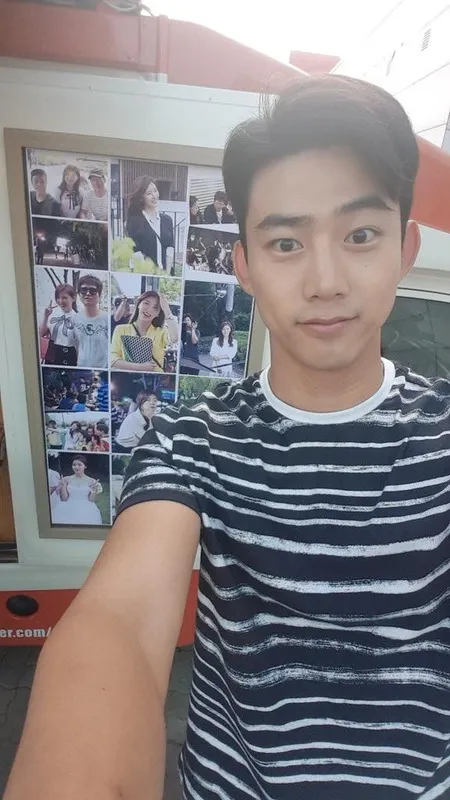 6 Tipe Selfie Ala Seleb Ganteng Korea Ada Yang Nggak Banget Kapanlagi Com