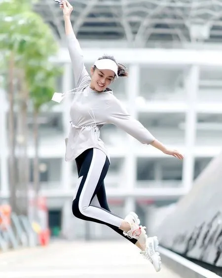 7 Foto Sporty Ririn Ekawati yang Makin Aktif Workout Usai Menikah dengan Ibnu Jamil