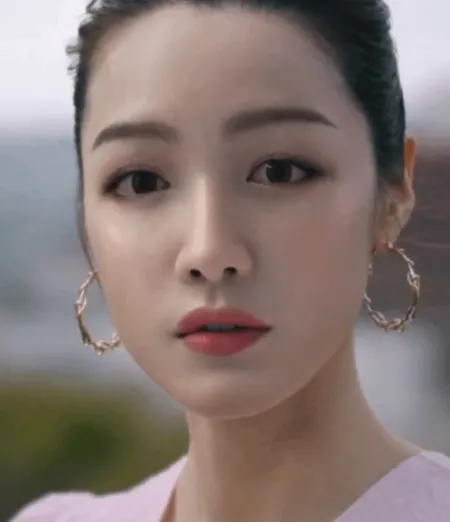 7 Model Iklan dan Influencer yang Cantiknya Keterlaluan Ini Ternyata Bukan Manusia