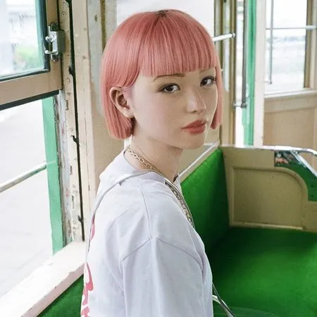 7 Model Iklan dan Influencer yang Cantiknya Keterlaluan Ini Ternyata Bukan Manusia