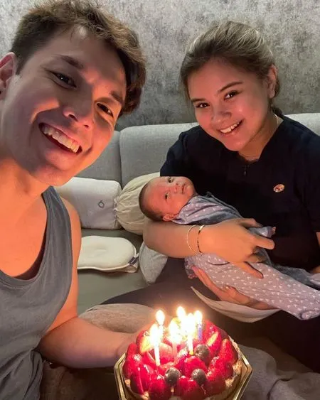 7 Potret Audi Marissa Momong Baby Anzel, Mama Muda Cantik yang Sabar dan Penuh Perhatian