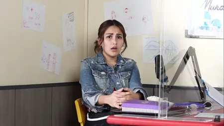 7 Potret Ayu Ting Ting Ungkap Momen Dibully di Sekolah, Disebut Penyanyi Dangdut Belagu - Ayah Rozak Berang Langsung Turun Tangan