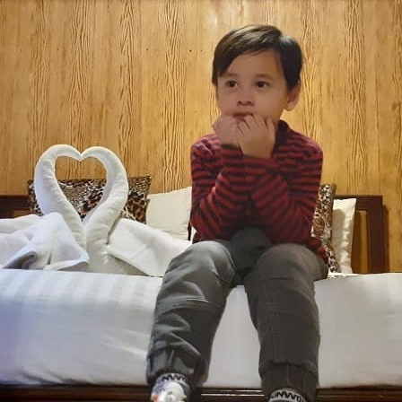 7 Potret Baby Alem, Putra Pertama Donny Michael Bintang 'NALURI HATI' yang Gantengnya Seperti Sang Ayah