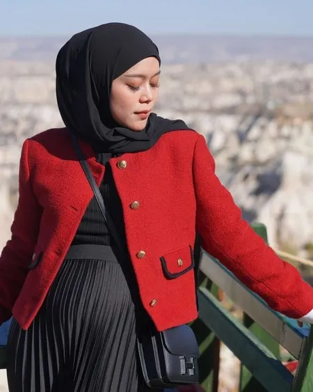 7 Potret Cantik Lesti Selama Babymoon di Turki, Makin Glowing - Perutnya Kian Menggemaskan