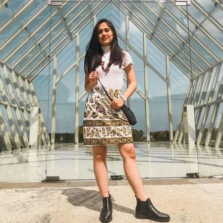 7 Potret Cantik Visa Rizkyka, Wanita yang Disebut Mirip Pevita Pearce - Sempat Dibully Teman Kuliah