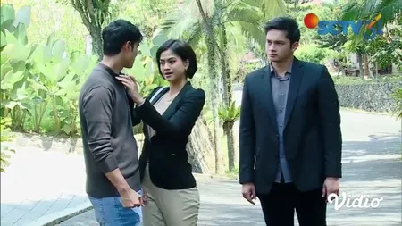 7 Potret Dewa Berkelahi Lawan Alya dalam sinetron 'BUKU HARIAN SEORANG ISTRI', Gara-Gara Sebut Nana Bakal Jatuh ke Pelukan Fajar