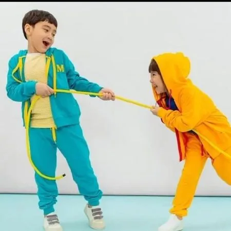 7 Potret Gemasnya Gempi dan Rafathar Jadi Model Pakaian Anak, Netizen: Para Bocil Bibit Unggul