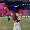 7 Potret Hailey Bieber di Coachella, Tampak Seru - Dampingi Justin Sounccheck