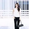 7 Potret Han So Hee Tampil Kasual di Bandara Menuju ke Cannes Film Festival
