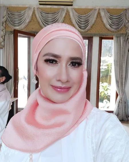 7 Potret Kabar Terbaru Pedangdut Kitti Nurbaiti, Masih Eksis Bareng Manis Manja Group