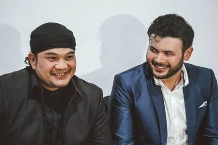 7 Potret Kabar Terbaru Vicky Rhoma Putra Sang Raja Dangdut, Rocker yang Sempat Jadi Pebisnis Kuliner dan Pedagang Kaki Lima