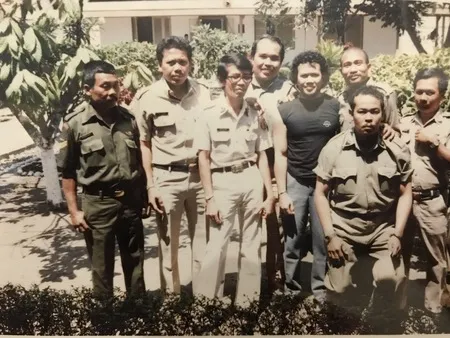 7 Potret Lawas Rhoma Irama Saat Jalani Syuting Film 'MENGGAPAI MATAHARI', Gagah dan Berkharisma Sejak Muda!