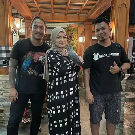 7 Potret Nathalie Holscher yang Makin Cantik di Masa Kehamilan, Baby Bump-nya Sudah Besar!