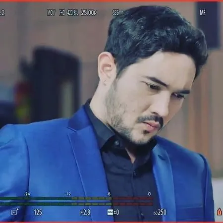 7 Potret Pesona Donny Michael di Lokasi Syuting 'NALURI HATI', Perankan Karakter Antagonis yang Bikin Penonton Takut!