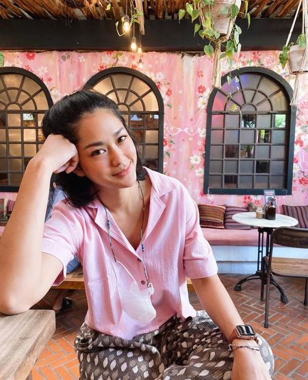7 Potret Prisia Nasution yang Tetap Menawan dengan Rambut Pendek, Dobrak Standar Kecantikan - Masih Bak ABG di Usia 37 Tahun