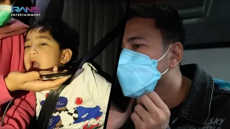 7 Potret Rafathar Beri Ucapan Ultah Untuk Raffi Ahmad dan Nagita Slavina di Billboard, Sultan Abis - Surprise yang Bikin Terharu