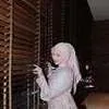 7 Potret Ria Ricis Tampil Cantik di Gala Premiere KELUARGA SUAMI ADALAH HAMA