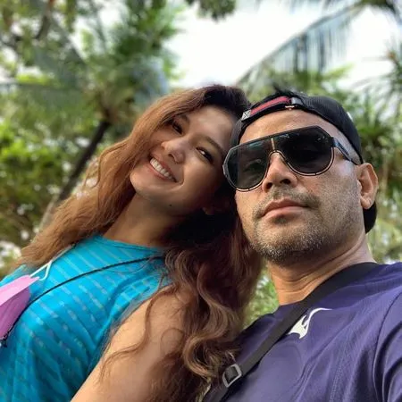 7 Potret Romantis Judika dan Duma Riris Saat Liburan ke Bali, Serasa Pacaran Saat Berduaan di Kolam Renang
