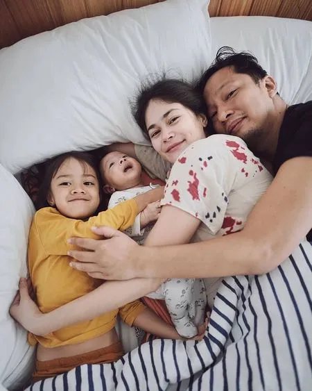 7 Potret Sabai Morscheck, Istri Ringgo Agus Rahman yang Tetap Cantik Usai Melahirkan Bayi Kedua