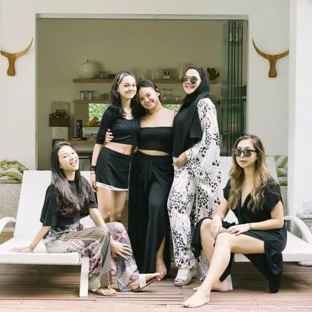 7 Potret Shabina Mecca Putri Bungsu Sarita yang Jarang Tersorot, Makin Cantik - Gayanya Mirip Shafa Harris