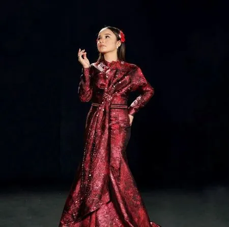 7 Potret Tasya Rosmala Dalam Balutan Gaun Kekinian, Cantik dan Anggun