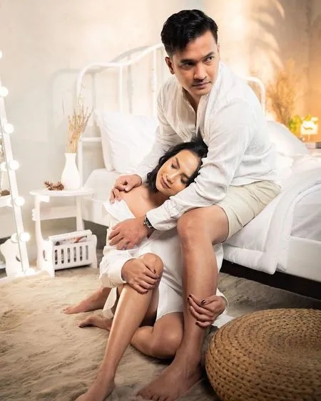7 Potret Vanessa Angel dan Suami Saat Jajal Dance TikTok Bareng, Kocak Abis dan Sering Gagal - Jadi Couple Goals Favorit Netizen