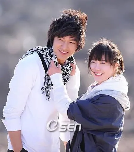 8 Aktris Cantik Yang Pernah Dampingi Lee Min Ho Di Drama 75 Nya Para Noona Kapanlagi Com