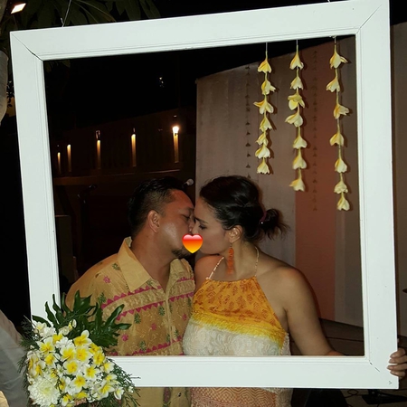 8 Foto Ciuman Mesra Febi Febiola dan Franky Sihombing, Bikin Baper!