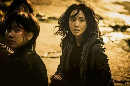 8 Foto Cuplikan Adegan Train To Busan 2 Peninsula Penuh Drama Dan Ketegangan Kapanlagi Com