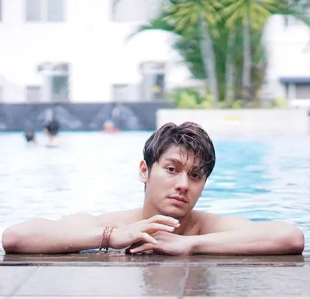 8 Foto Rizky Billar Aktor Ganteng Yang Ditinggal Nikah Dinda Hauw Dan Dijodohkan Dengan Lesti Kejora Kapanlagi Com