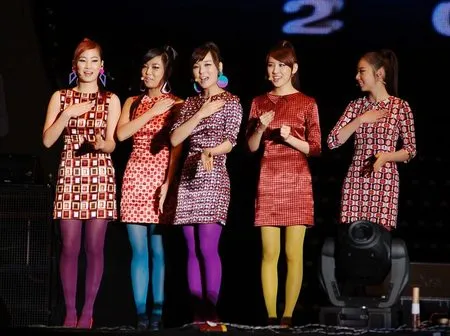 8 Girl Grup Sudah Bubar yang Dinginkan Netizen Korea Untuk Comeback, 2NE1 - Sistar