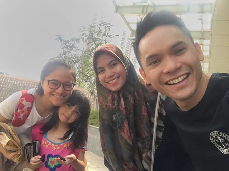 8 Momen Kebersamaan Marshanda, Ben Kasyafani, dan Nesyana, Bikin Netizen Salut