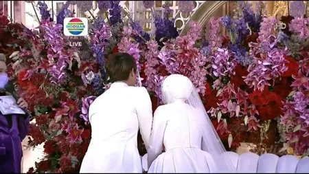 8 Momen Pelemparan Bunga Pengantin Oleh Lesti dan Rizky Billar, Jatuh ke Tangan Ibam - Siap Nyusul?