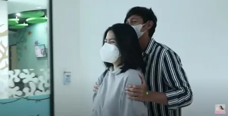 8 Potret Caesar Hito Pertama Kali Temani Felicya Angelista Periksa Kandungan, Excited Banget Bakal Jadi Ayah