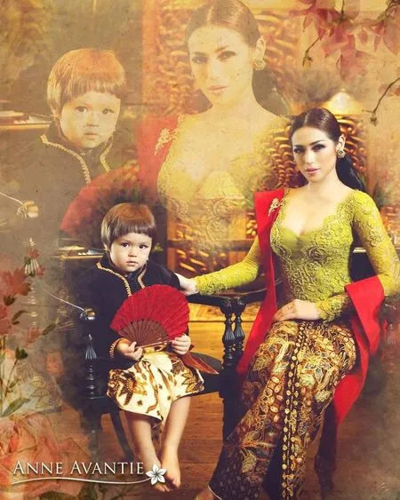 8 Potret Cantik Jessica Iskandar dalam Balutan Kebaya, Makin Anggun dan Memesona