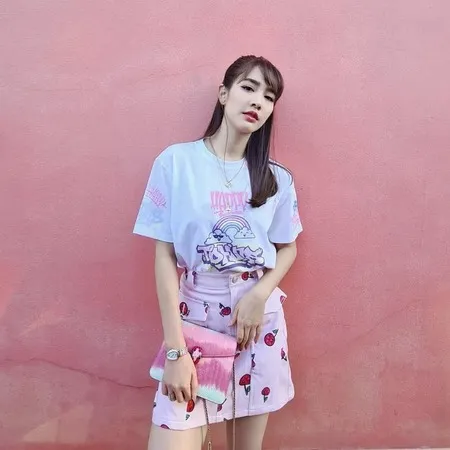 8 Potret Cantik Min Pechaya, Aktris Bayaran Super Fantastis yang Jadi Pasangan Win Metawin di Series 'BEAUTY AND THE GUY'