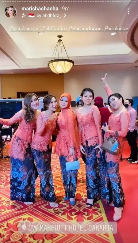 8 Potret Cantiknya Para Bridesmaid di Lamaran Ria Ricis dan Teuku Ryan, Ada Haruka Hingga Amanda Caesa