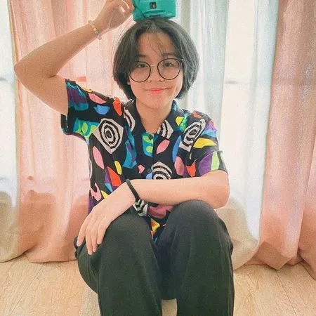 8 Potret Cinta Kuya Dengan Rambut Pendek Baru Makin Fresh Dibilang Mirip Nike Ardilla Kapanlagi Com