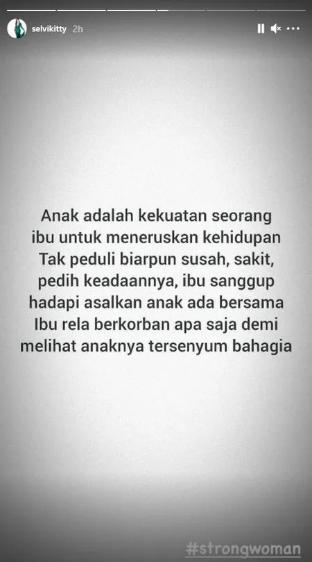 8 Potret Curhatan Galau Selvi Kitty Yang Diduga Sindir Rangga Ilham Ungkap Soal Kesalahan Suami Bertahan Karena Anak Kapanlagi Com