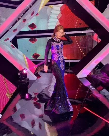 8 Potret Gaun Inul Daratista Saat di Ajang Dangdut Academy Asia 5, Glamor