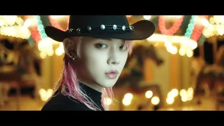 8 Potret Idol K-Pop yang Mencuri Perhatian Pakai Topi Koboi, Item Fashion Populer Tahun 2020